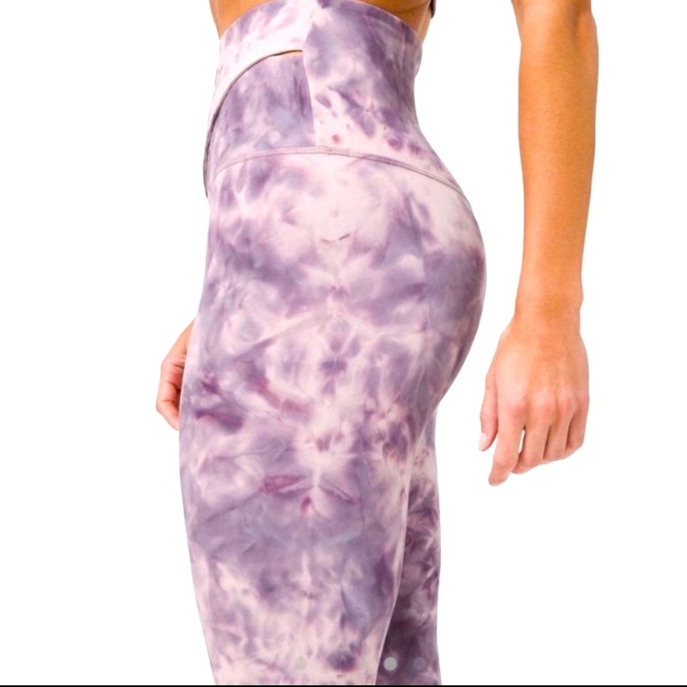 Rare Lululemon Align 28" Diamond Dye Cross Waist Leggings
